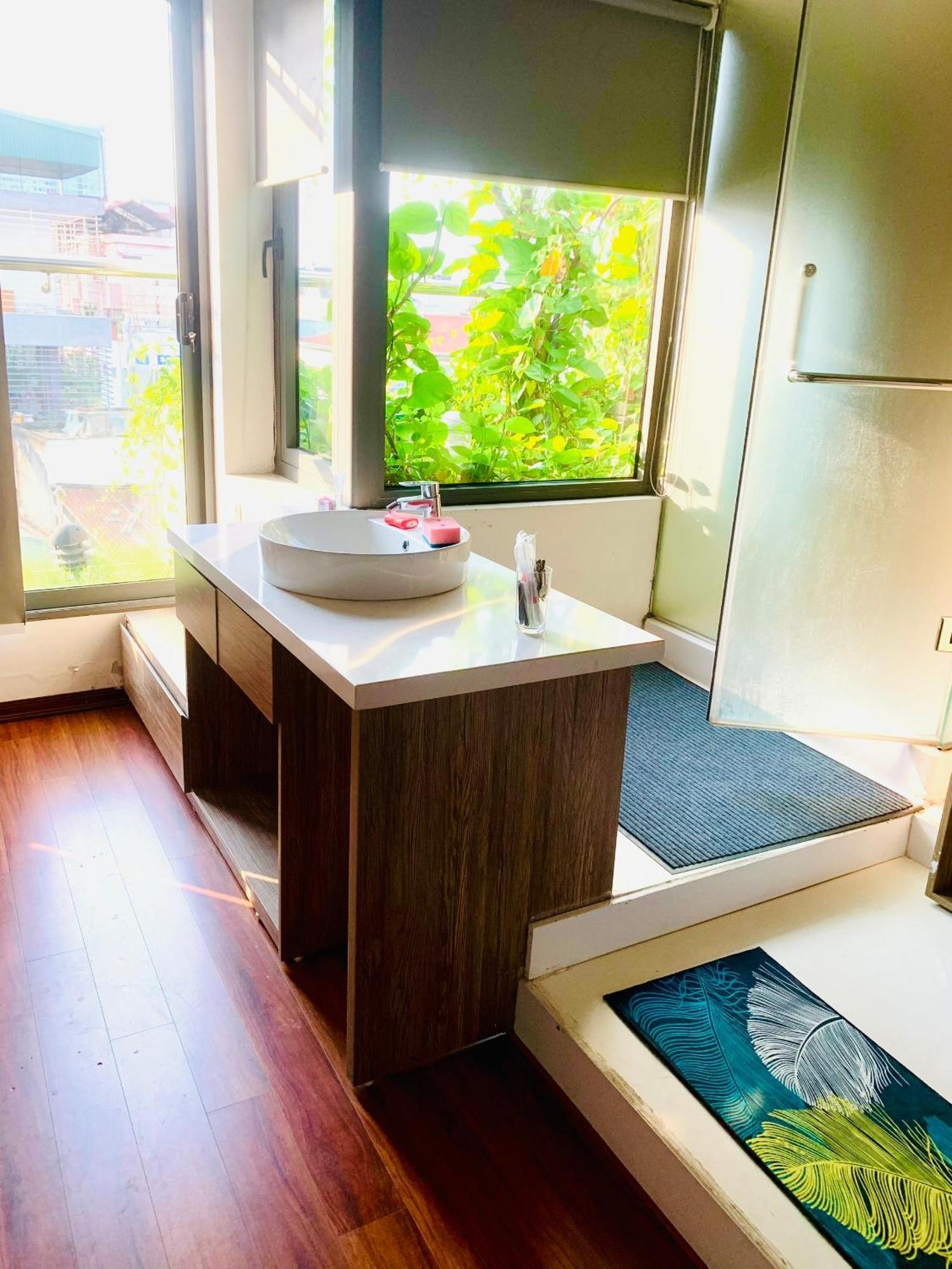 Unique Serviced Apartment Hanoi Buitenkant foto