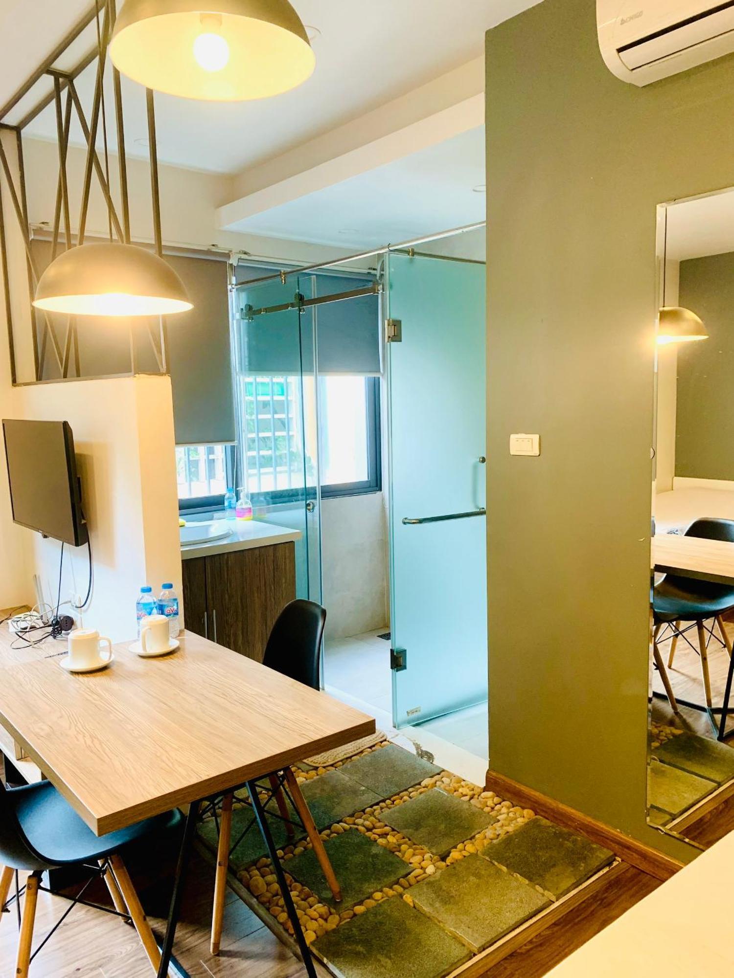 Unique Serviced Apartment Hanoi Buitenkant foto