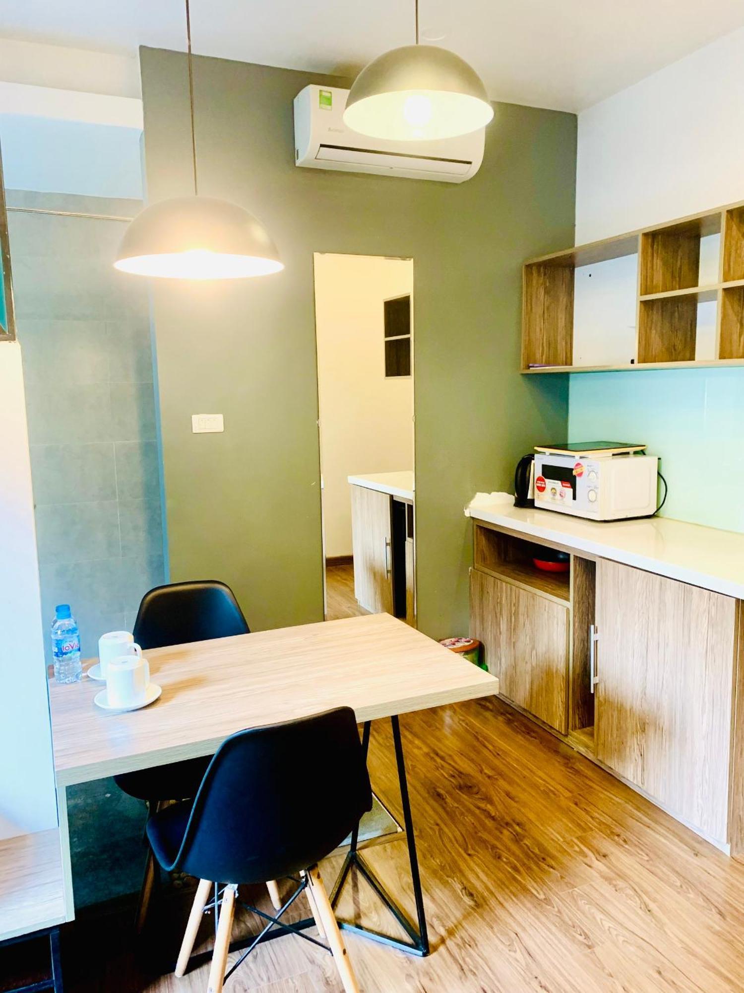 Unique Serviced Apartment Hanoi Buitenkant foto